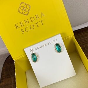 Kendra Scott green Stud Earrings